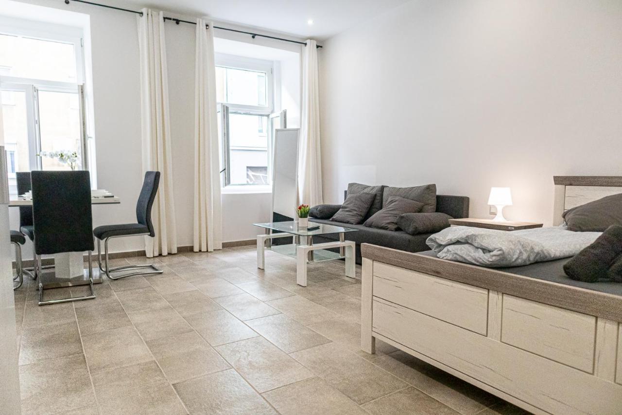 9 Min From City Center - Beautiful Studio Near U1 Reumannplatz Viena Exterior foto
